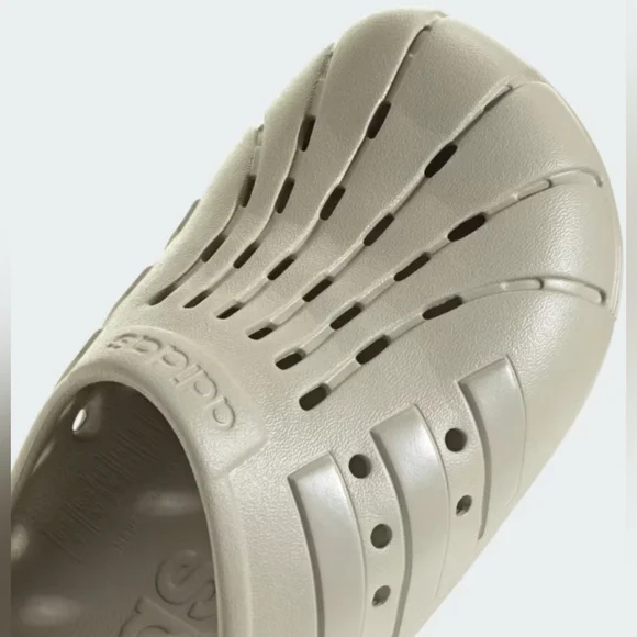 ADILETTE CLOGS - Picture 3 of 6